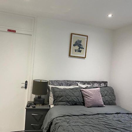Luxurious 2-Bed Apartment In Woolwich London Londres Exterior foto
