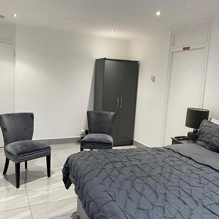 Luxurious 2-Bed Apartment In Woolwich London Londres Exterior foto