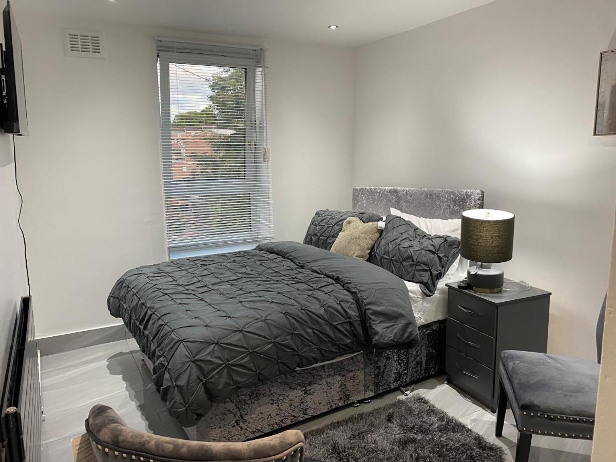 Luxurious 2-Bed Apartment In Woolwich London Londres Exterior foto