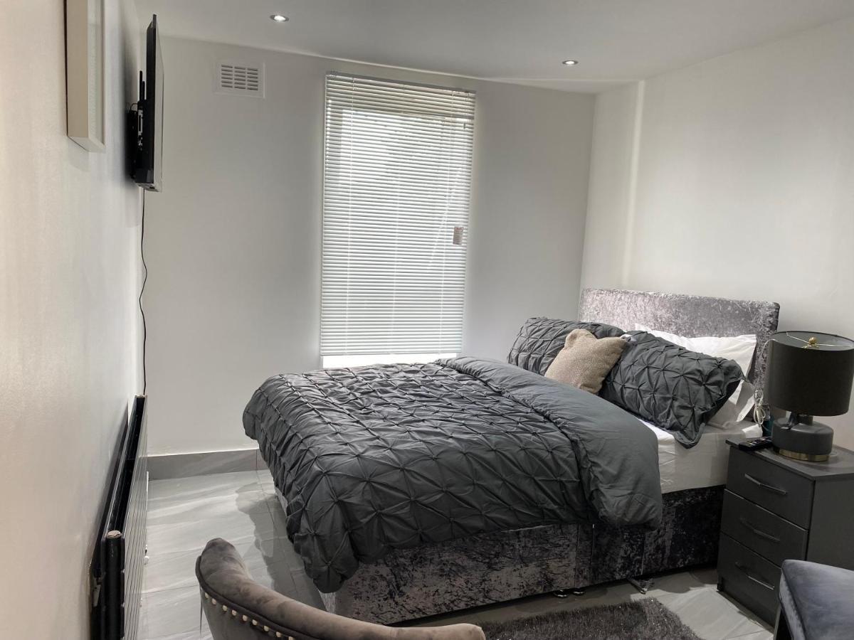 Luxurious 2-Bed Apartment In Woolwich London Londres Exterior foto