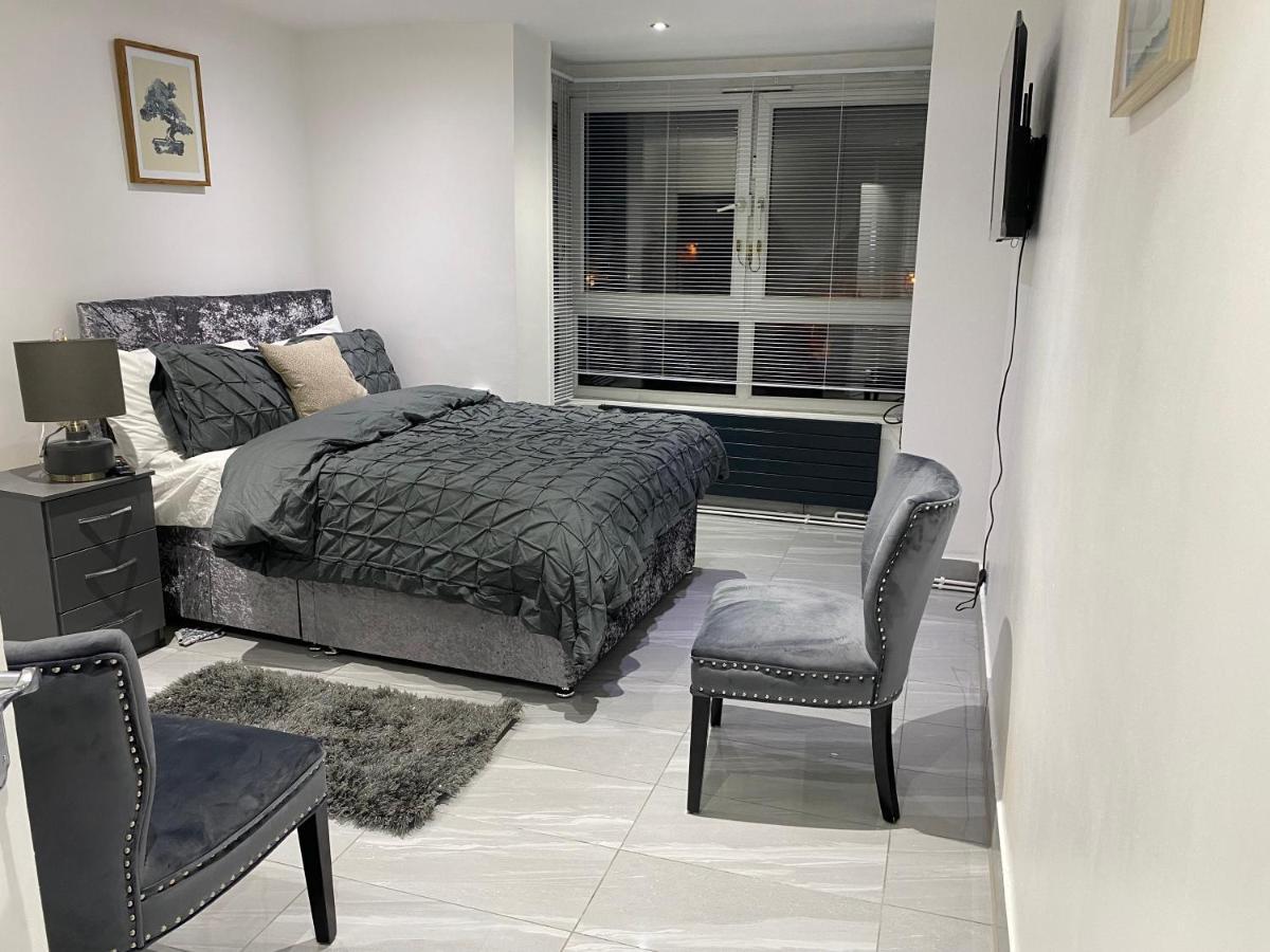 Luxurious 2-Bed Apartment In Woolwich London Londres Exterior foto