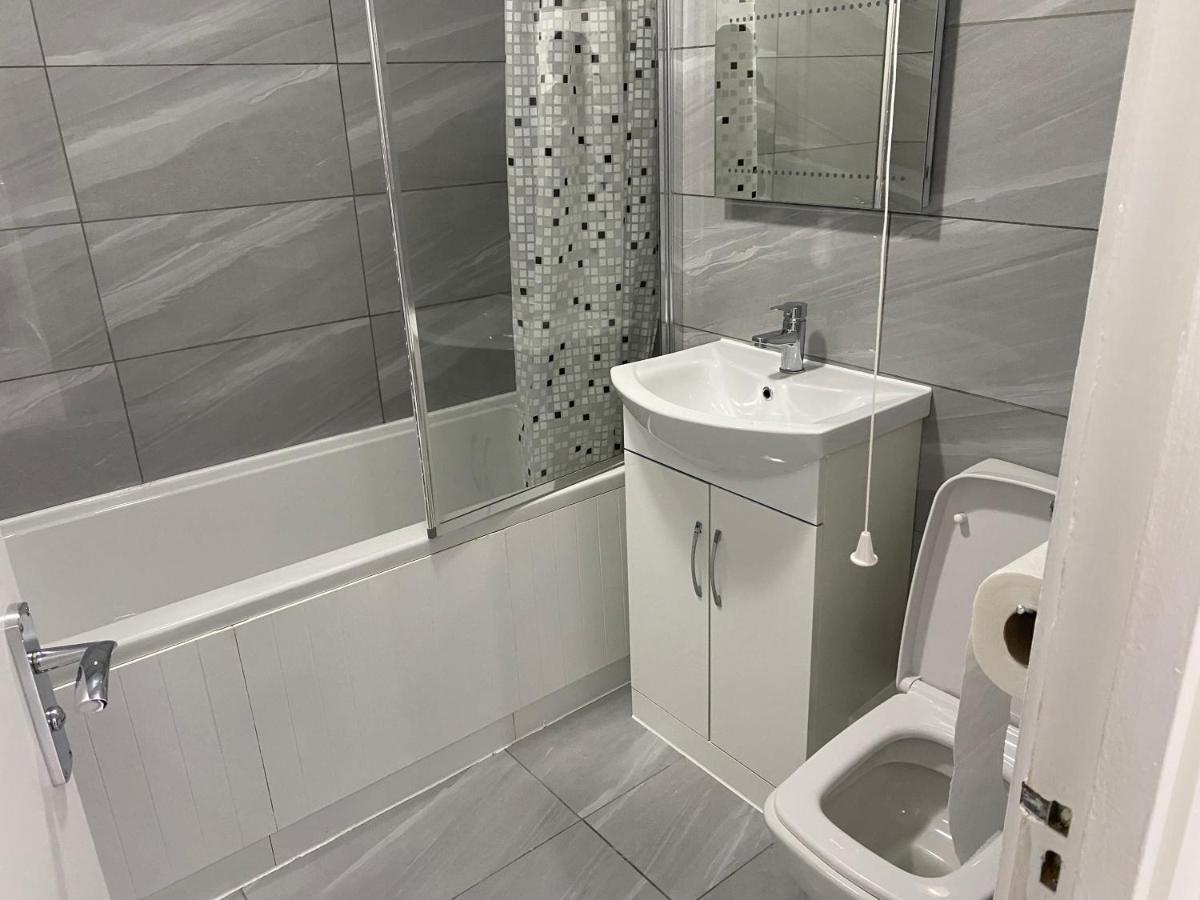 Luxurious 2-Bed Apartment In Woolwich London Londres Exterior foto