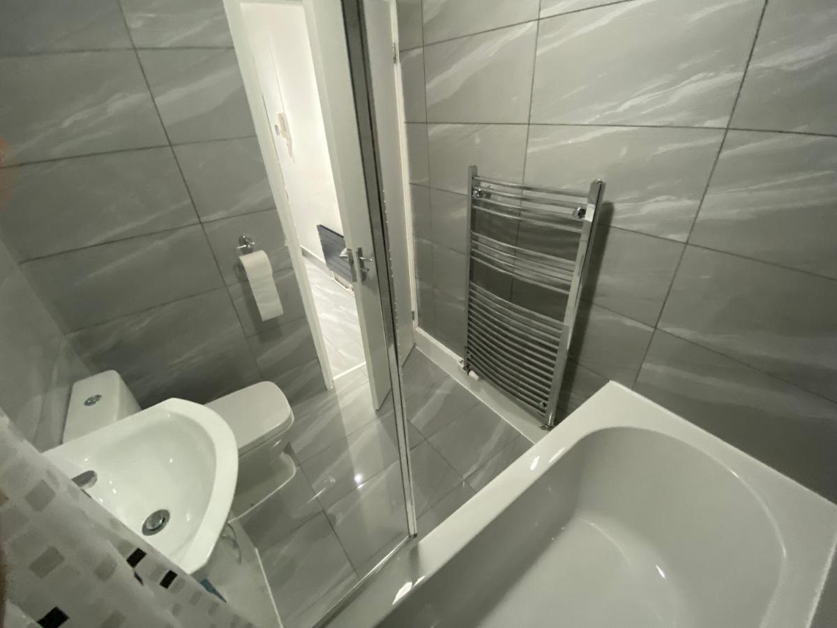 Luxurious 2-Bed Apartment In Woolwich London Londres Exterior foto