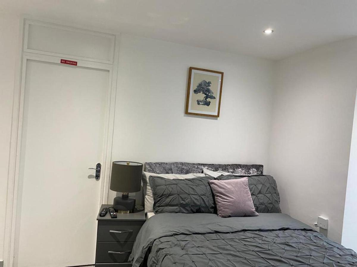 Luxurious 2-Bed Apartment In Woolwich London Londres Exterior foto