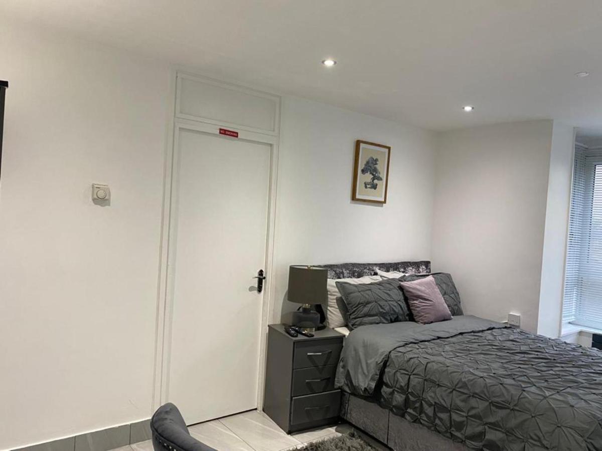 Luxurious 2-Bed Apartment In Woolwich London Londres Exterior foto