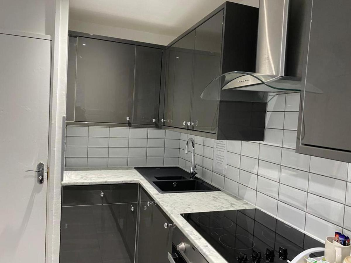 Luxurious 2-Bed Apartment In Woolwich London Londres Exterior foto